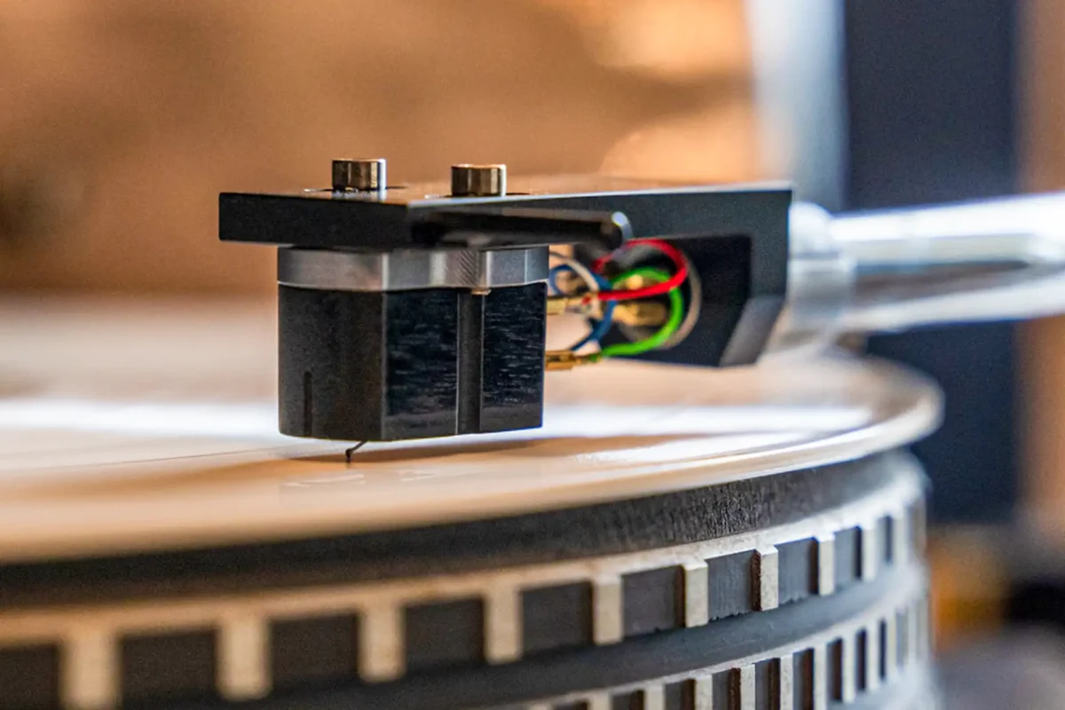 How-to-Choose-a-Phono-Cartridge-1200x800.webp